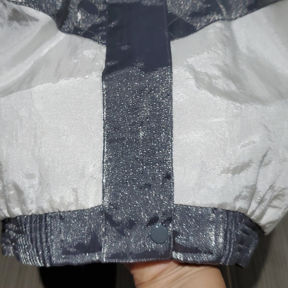 VINTAGE JANEVE SILVER WHITE JACKET TRACK ACTIVEWEAR SIZE MEDIUM SHOULDER PADS - Picture 6 of 13